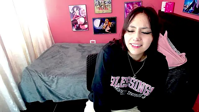 Sakura Mimi online show from June 26, 2026, 1:37 pm