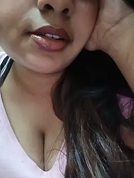 Yashika Kapoor online show from June 11, 2026, 7:28 am