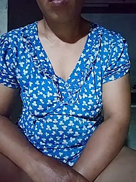 Snapshot of Chin-ni chatting on June 17, 2026, 9:27 pm Chin-ni online show from June 17, 2026, 9:27 pm