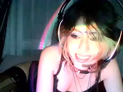 kittenpasive30 online show from July 12, 2026, 1:07 am