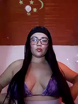 litle hot online show from June 16, 2026, 10:34 pm