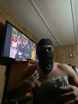 Snapshot of Midnight_gator chatting on July 19, 2026, 4:38 am Midnight gator online show from July 19, 2026, 4:38 am