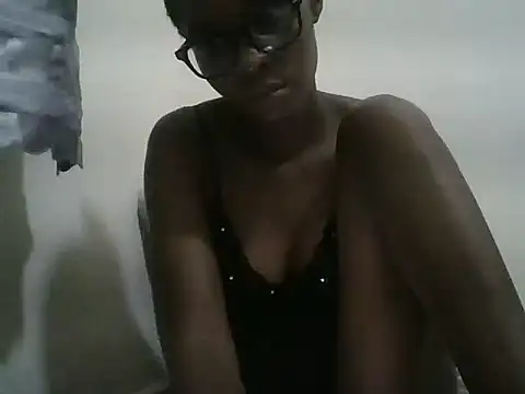 Sweetpother online show from June 12, 2026, 11:57 pm