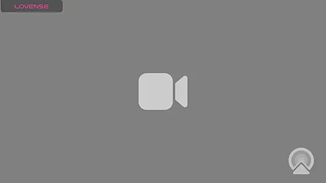 Snapshot of EmilyLuxx chatting on July 2, 2026, 1:27 am EmilyLuxx online show from July 2, 2026, 1:27 am