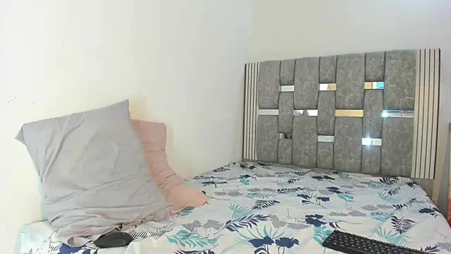 barbie  doll 09 online show from July 29, 2026, 8:51 pm
