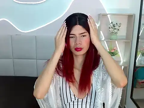 Snapshot of Jazmiin_Rosee chatting on June 20, 2026, 12:52 pm Jazmiin Rosee online show from June 20, 2026, 12:52 pm