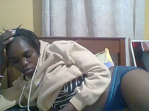 Snapshot of fancyfancy1 chatting on June 18, 2026, 10:14 pm fancyfancy1 online show from June 18, 2026, 10:14 pm