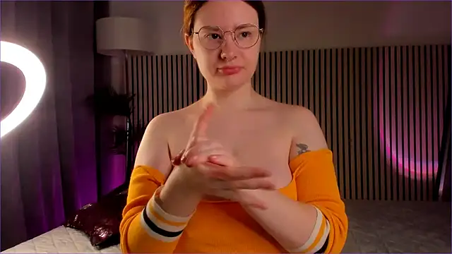 Snapshot of SonyaBabyn chatting on February 23, 2026, 2:03 pm SonyaBabyn online show from February 23, 2026, 2:03 pm