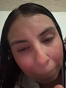karisa02 online show from June 17, 2026, 6:27 am