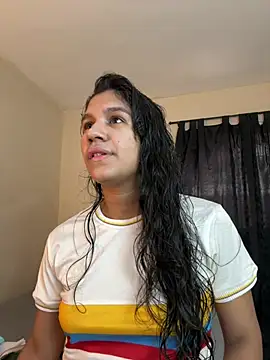 Veronica M online show from June 27, 2026, 6:13 pm