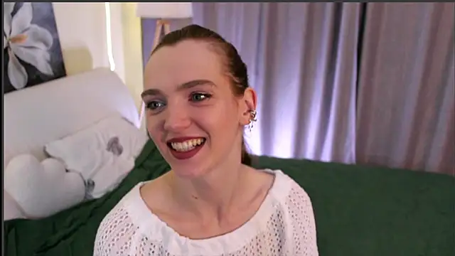 Snapshot of MarielRoloson chatting on July 24, 2026, 7:23 pm MarielRoloson online show from July 24, 2026, 7:23 pm