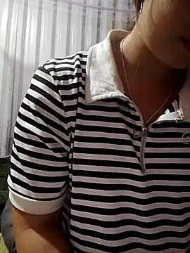 -Hezy- online show from June 13, 2026, 4:32 am