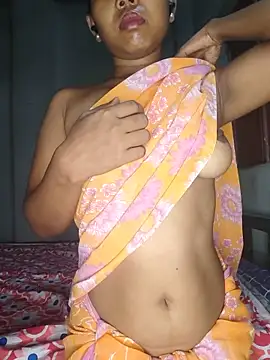 SexyMeena95 online show from June 17, 2026, 7:48 pm