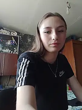 DonnaMayer online show from June 18, 2026, 5:19 am