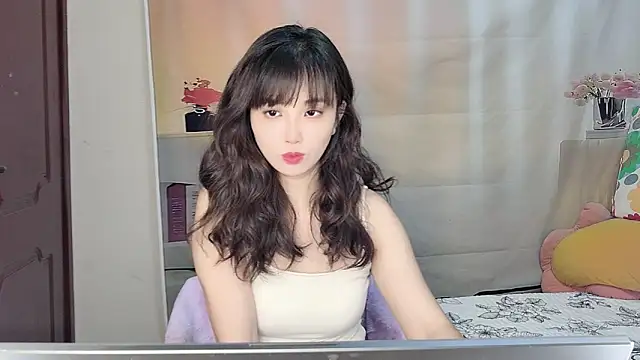 Yesqiko online show from June 17, 2026, 5:36 pm