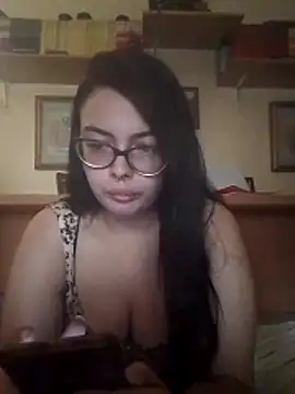 veronicayoung88 online show from June 15, 2026, 9:44 am