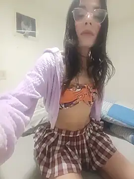 IsabellT online show from August 2, 2026, 7:29 am