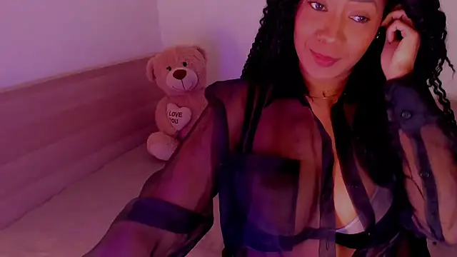 NicolePasqualott online show from November 10, 2025, 7:46 pm