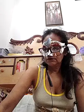 Snapshot of Indianbhaabhi chatting on July 11, 2026, 7:44 am Indianbhaabhi online show from July 11, 2026, 7:44 am
