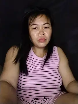 Snapshot of -Lemi- chatting on June 19, 2026, 6:34 pm -Lemi- online show from June 19, 2026, 6:34 pm