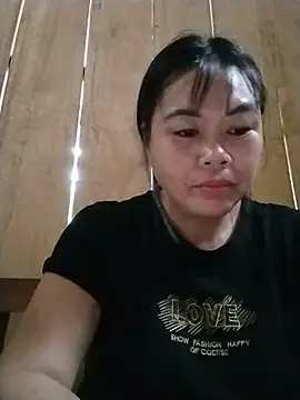 Snapshot of -Lemi- chatting on July 10, 2026, 8:40 am -Lemi- online show from July 10, 2026, 8:40 am