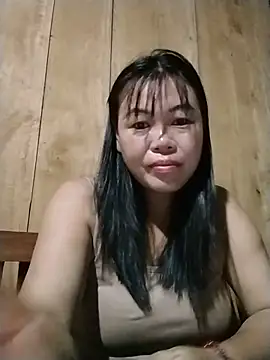Snapshot of -Lemi- chatting on July 10, 2026, 8:44 pm -Lemi- online show from July 10, 2026, 8:44 pm