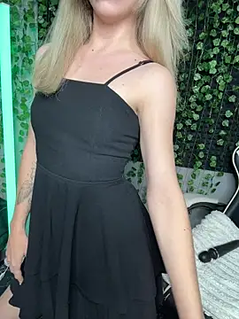 Eva Kit online show from July 15, 2026, 8:36 pm