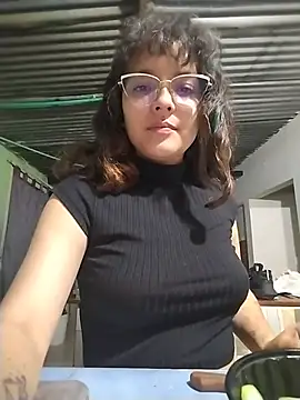 Melissa Girat online show from June 27, 2026, 11:43 pm