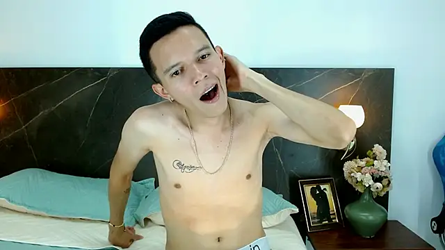 AlexLegendXX online show from June 21, 2026, 4:53 pm