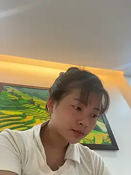 Annie 699 online show from June 18, 2026, 1:17 am