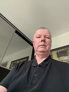 Snapshot of cumboy chatting on March 10, 2025, 11:10 am cumboy online show from March 10, 2025, 11:10 am