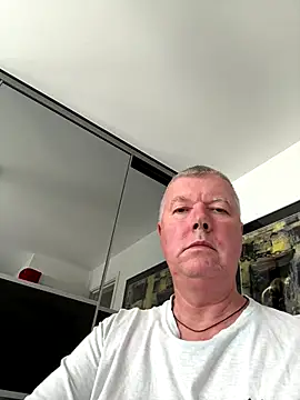 Snapshot of cumboy chatting on September 10, 2025, 10:48 am cumboy online show from September 10, 2025, 10:48 am