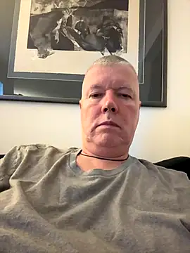 Snapshot of cumboy chatting on September 21, 2025, 9:38 pm cumboy online show from September 21, 2025, 9:38 pm