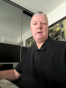 Snapshot of cumboy chatting on October 14, 2025, 9:10 am cumboy online show from October 14, 2025, 9:10 am