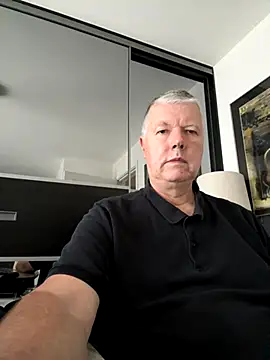 Snapshot of cumboy chatting on October 17, 2025, 3:14 pm cumboy online show from October 17, 2025, 3:14 pm