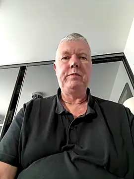 Snapshot of cumboy chatting on November 4, 2025, 12:37 pm cumboy online show from November 4, 2025, 12:37 pm