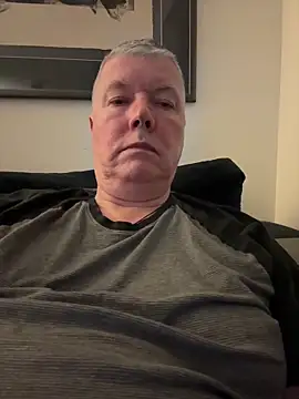 Snapshot of cumboy chatting on December 15, 2025, 12:04 am cumboy online show from December 15, 2025, 12:04 am