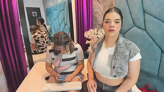 Samy Bitch online show from August 4, 2026, 1:46 pm