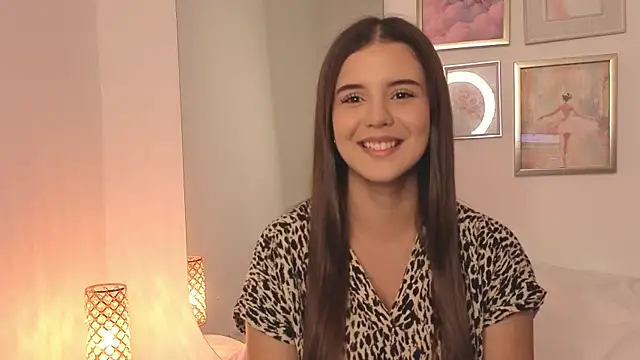 Isabellebotero online show from June 22, 2026, 3:20 pm