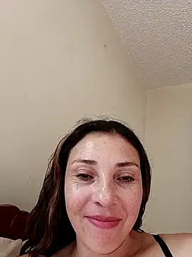 Angelika Clauss online show from August 4, 2026, 8:11 pm
