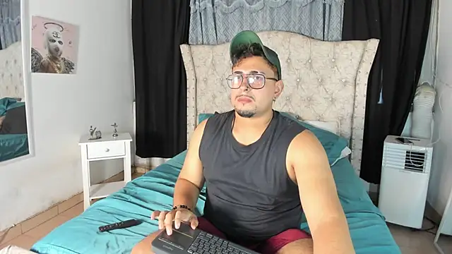  urbantemptation online show from June 18, 2026, 8:57 pm