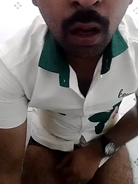 Snapshot of daddyvenom0015 chatting on July 20, 2026, 1:57 pm daddyvenom0015 online show from July 20, 2026, 1:57 pm