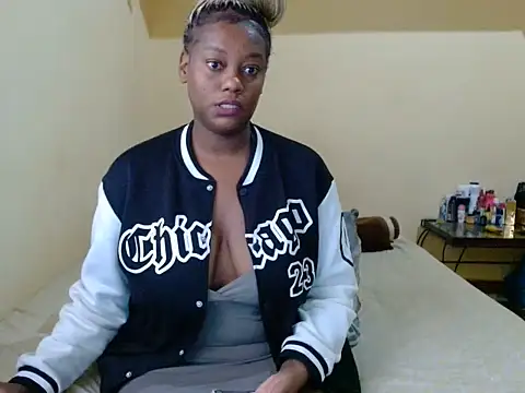 dreamyafrican online show from June 24, 2026, 7:40 am