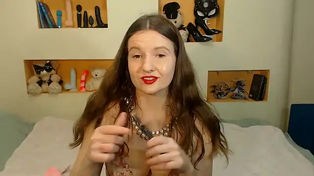 ChloeBrooklyn online show from August 6, 2026, 11:34 am