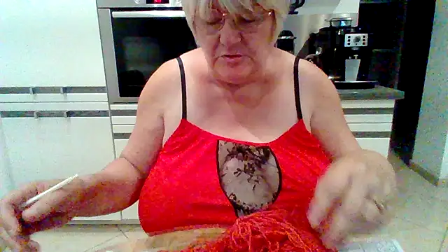 Snapshot of coquinesensuel chatting on July 12, 2026, 8:22 pm coquinesensuel online show from July 12, 2026, 8:22 pm