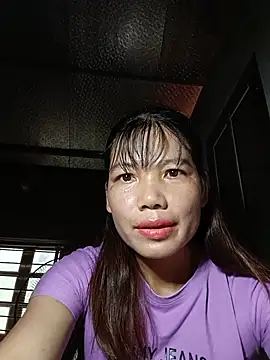Snapshot of Gee_hot chatting on June 18, 2026, 8:25 am Gee hot online show from June 18, 2026, 8:25 am