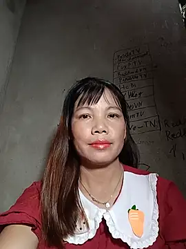 Snapshot of Gee_hot chatting on July 6, 2026, 3:25 pm Gee hot online show from July 6, 2026, 3:25 pm