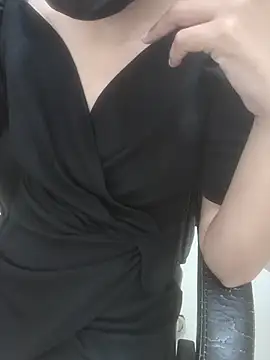 sushmita0 online show from June 25, 2026, 1:49 am