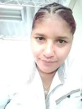 Snapshot of sharlotmuk chatting on June 28, 2026, 1:50 pm sharlotmuk online show from June 28, 2026, 1:50 pm
