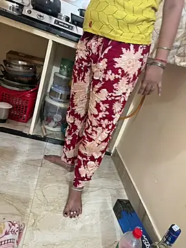 Bold couple desi online show from June 24, 2026, 2:49 pm